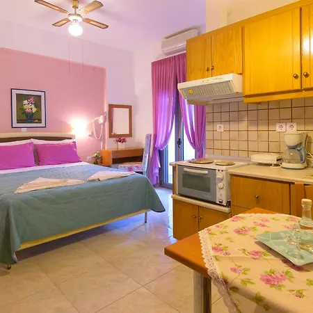 Minoas Apartment Istro